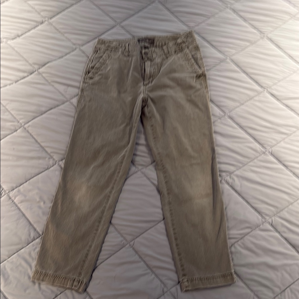 Eddie Bauer cropped pants